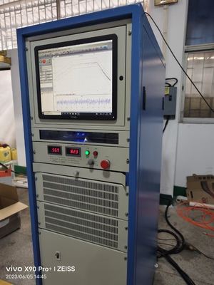 कंप्यूटर नियंत्रण विद्युत चुम्बकीय बैटरी कंपन तालिका परीक्षण उपकरण के लिए कारों