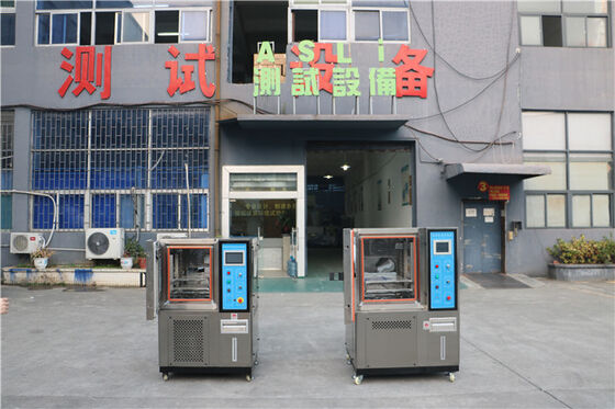 ओजोन एजिंग टेस्ट चैंबर रबर प्लास्टिक वायर ओजोन प्रतिरोधक परीक्षक त्वरित एजिंग परीक्षण मशीन