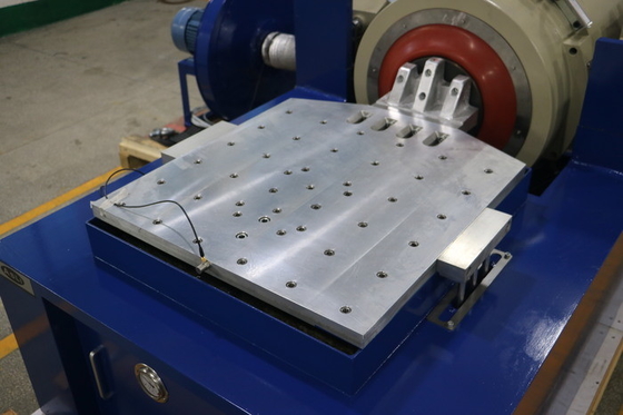 प्रयोगशाला के लिए MIL-STD-810F MIL-STD-810G 3000N कंपन परीक्षण प्रणाली