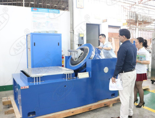 1000 x 1000mm वाइब्रेटिंग टेबल के साथ एयर कूल्ड 40KN वाइब्रेशन शेकर टेस्ट सिस्टम